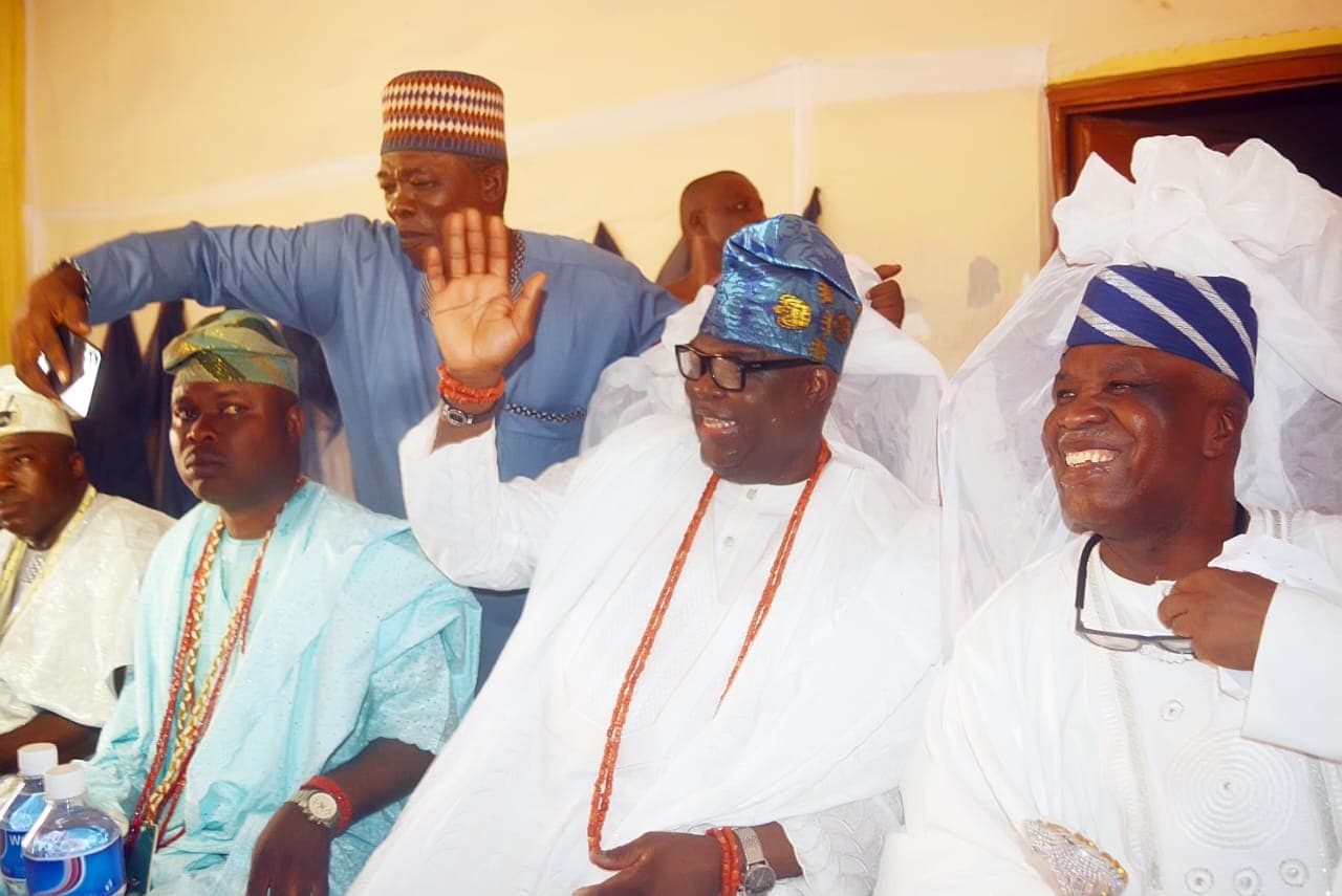 Oba-Elect Olowolekomoh’s Grand Odo-Nla Homecoming Renews Calls for Coronation